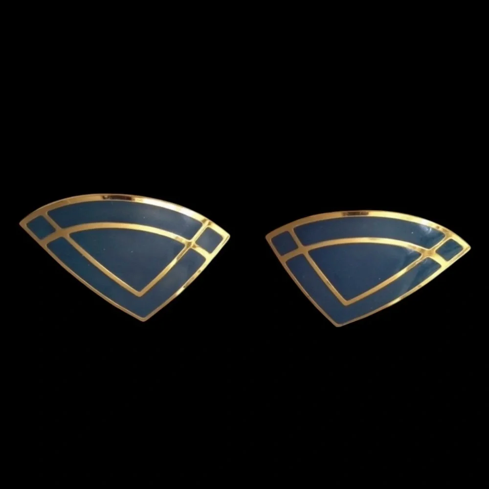 Vintage AVON Navy Enamel Gold Tone Geometric Stud Earrings - Picture 7 of 9